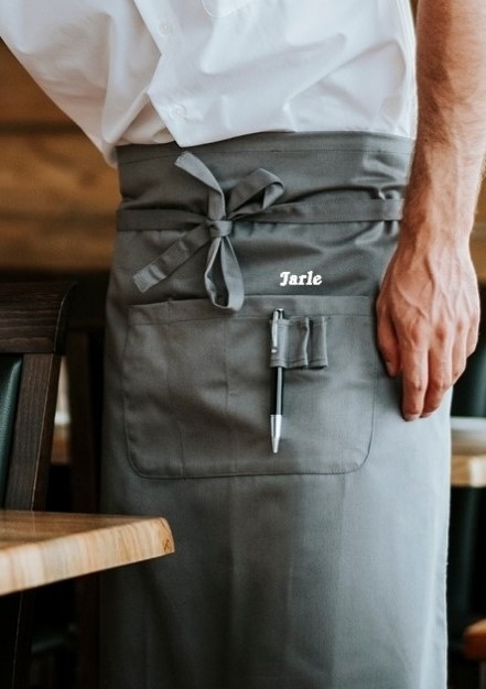 Grå med tekst plassert høyt